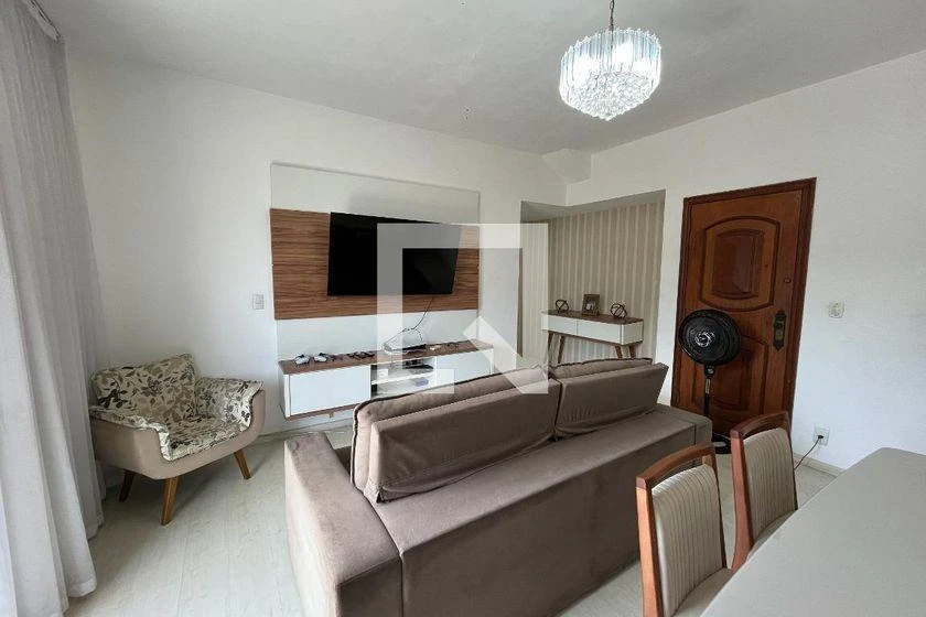 Furnished apartment, 131 m², with a glass-enclosed balcony — photo 9