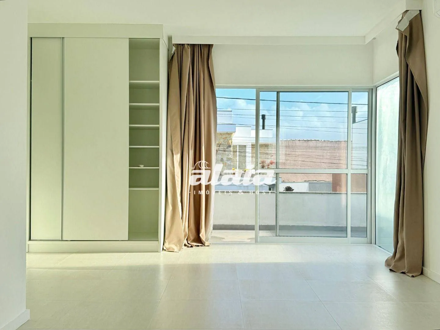 Casa en condominio de 220 m² con 3 suites y jardín privado — photo 4