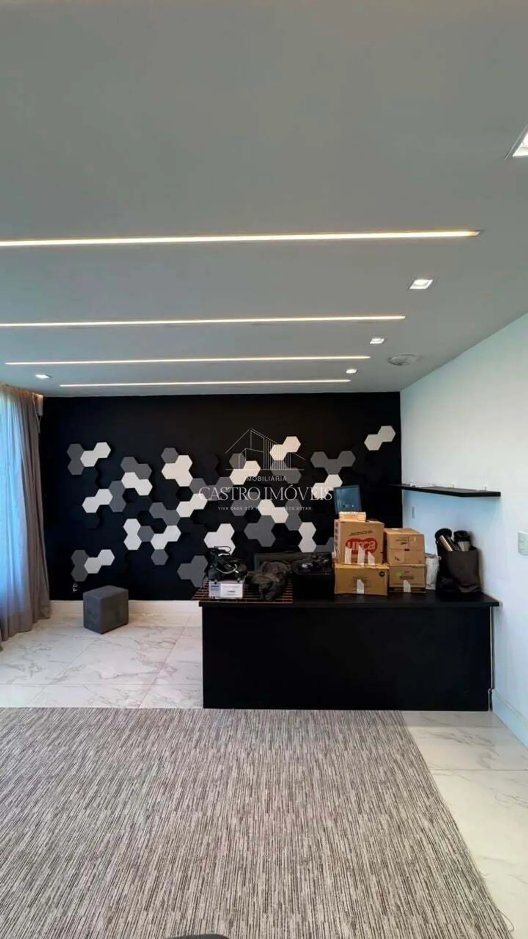 540 m² triplex house with 4 en-suite bedrooms — photo 35