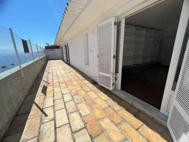 4-bedroom apartment with balcony and terrace, 390 m²