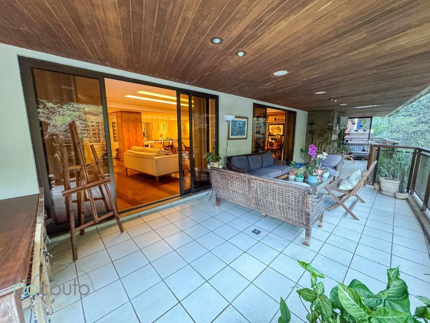 Apartment with 4 bedrooms and balconies, 370 m² — photo 18