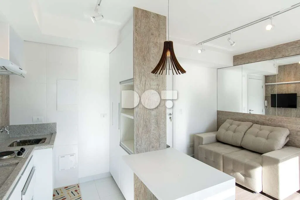 One-bedroom apartment in a building with a gym — photo 16