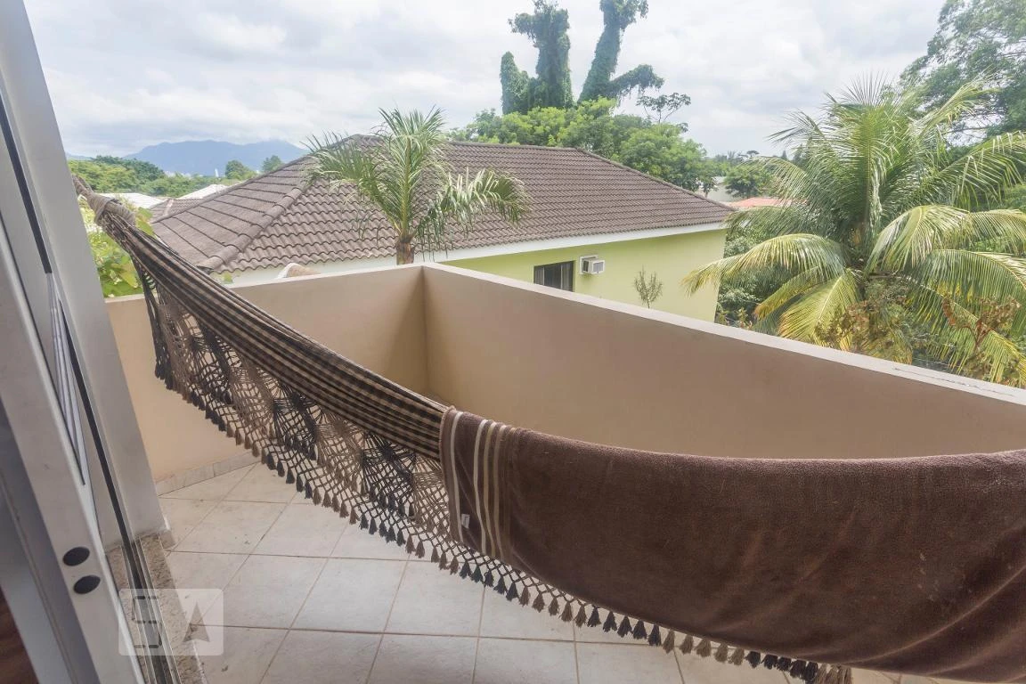 Furnished 680 m² house with 3 bedrooms — photo 14
