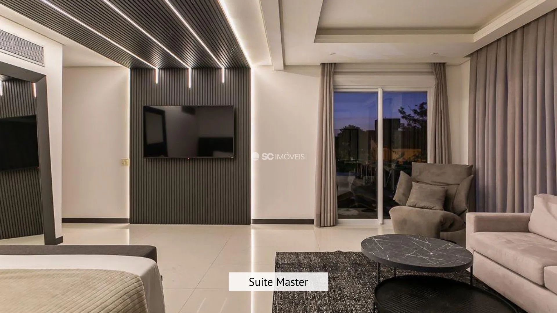 800 m² house with 6 en-suite rooms and 4 parking spaces — photo 12