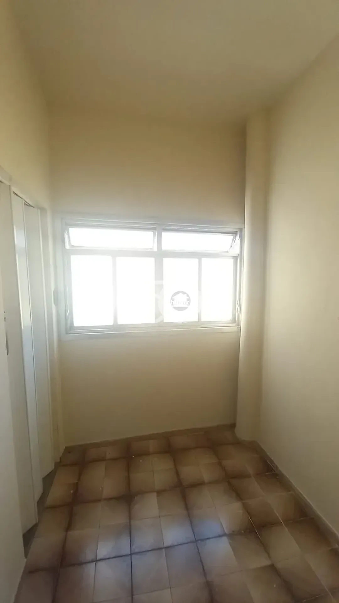 Apartamento de 3 quartos em condomínio com piscina — photo 57