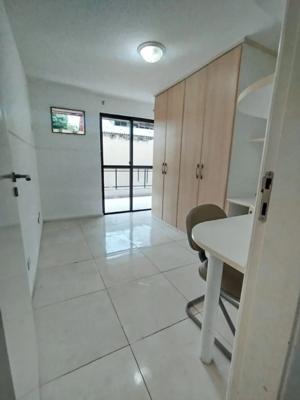 Rental apartment with 2 bedrooms and 1 parking spot — photo 3