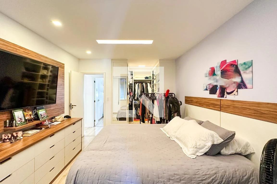 Furnished apartment, 144 m², with a walk-in closet — photo 38