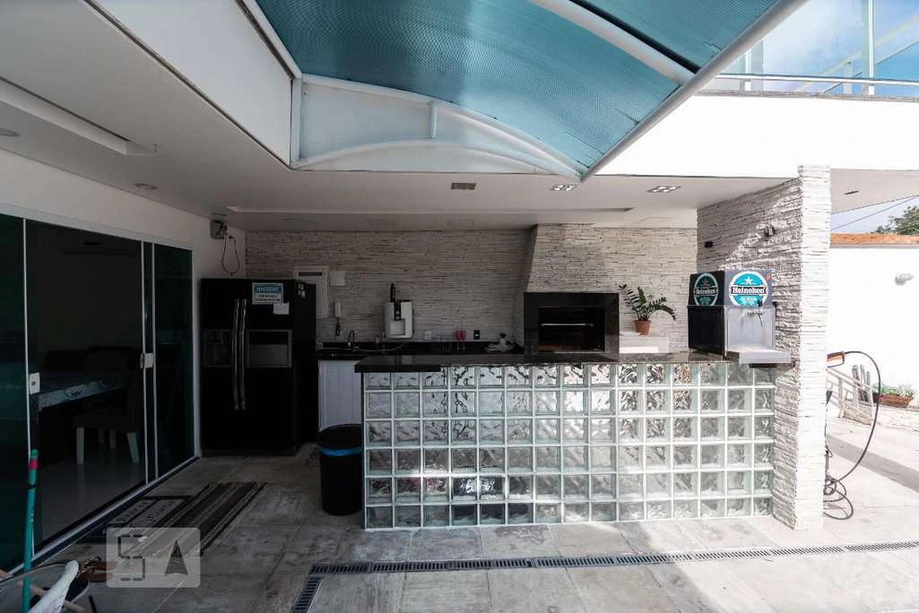 Casa mobiliada com 4 quartos, 4 banheiros e 280 m² — photo 17