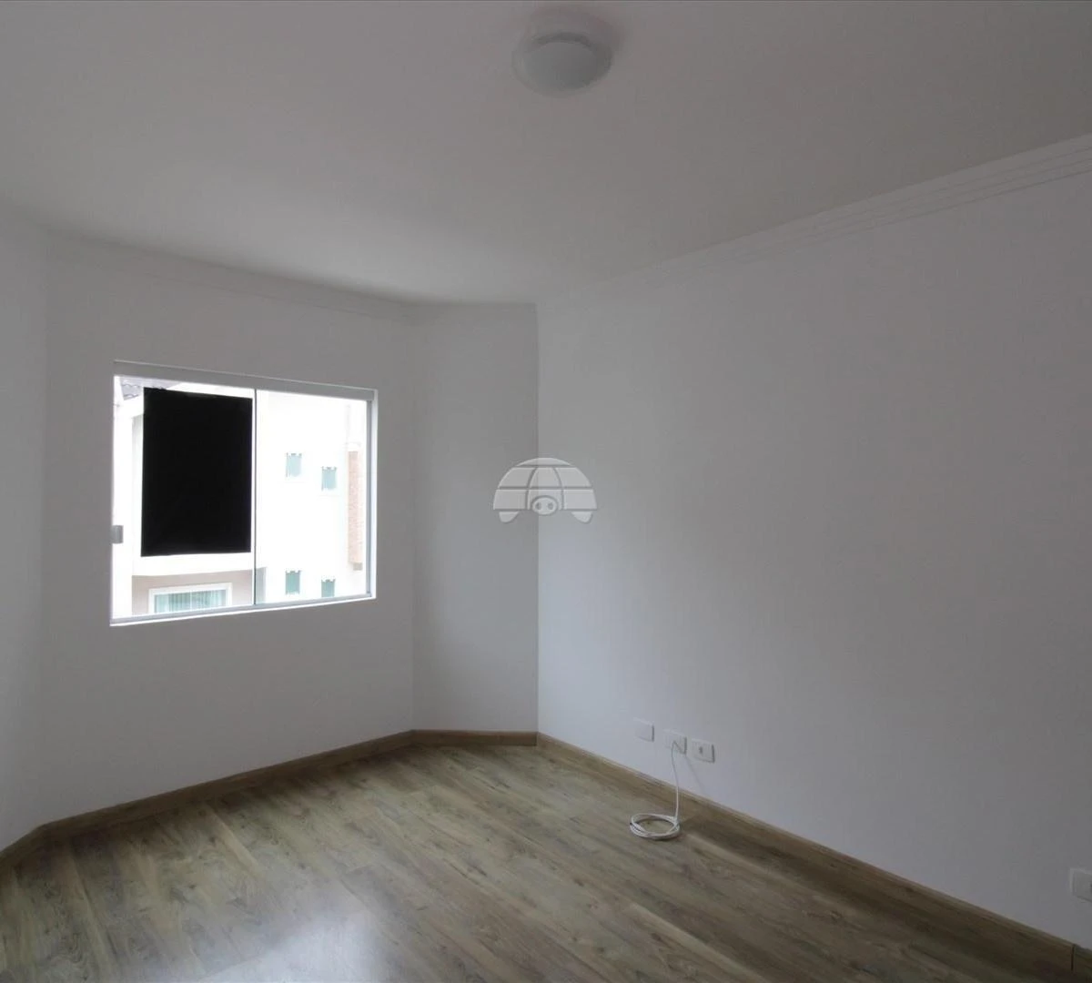 3-bedroom house with a bathtub in Curitiba — photo 14
