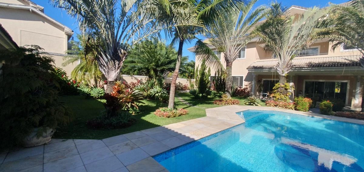 Furnished house with 5 bedrooms and 7 bathrooms — photo 24