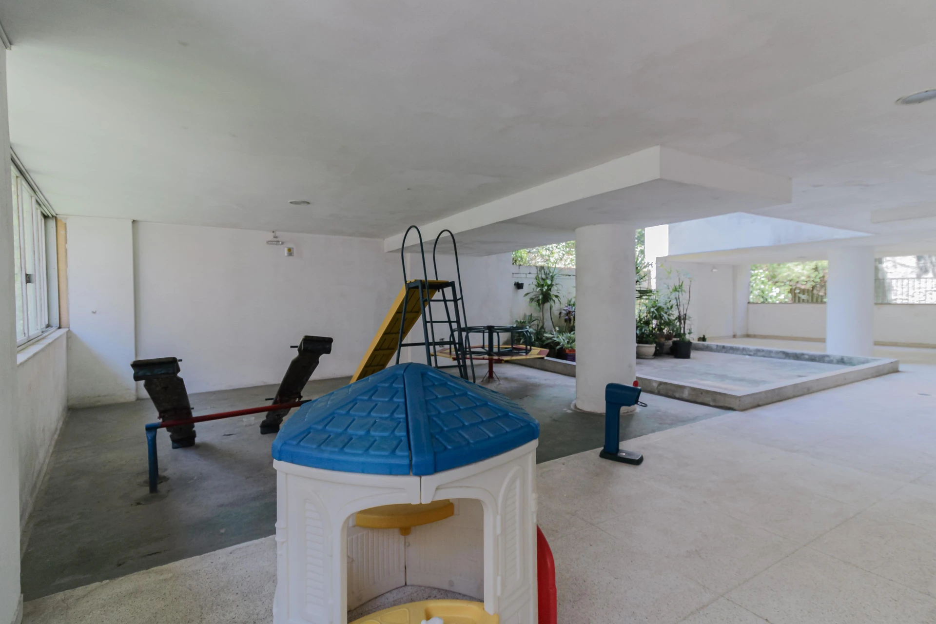 Unfurnished apartment with 3 bedrooms, 3 baths and parking — photo 19