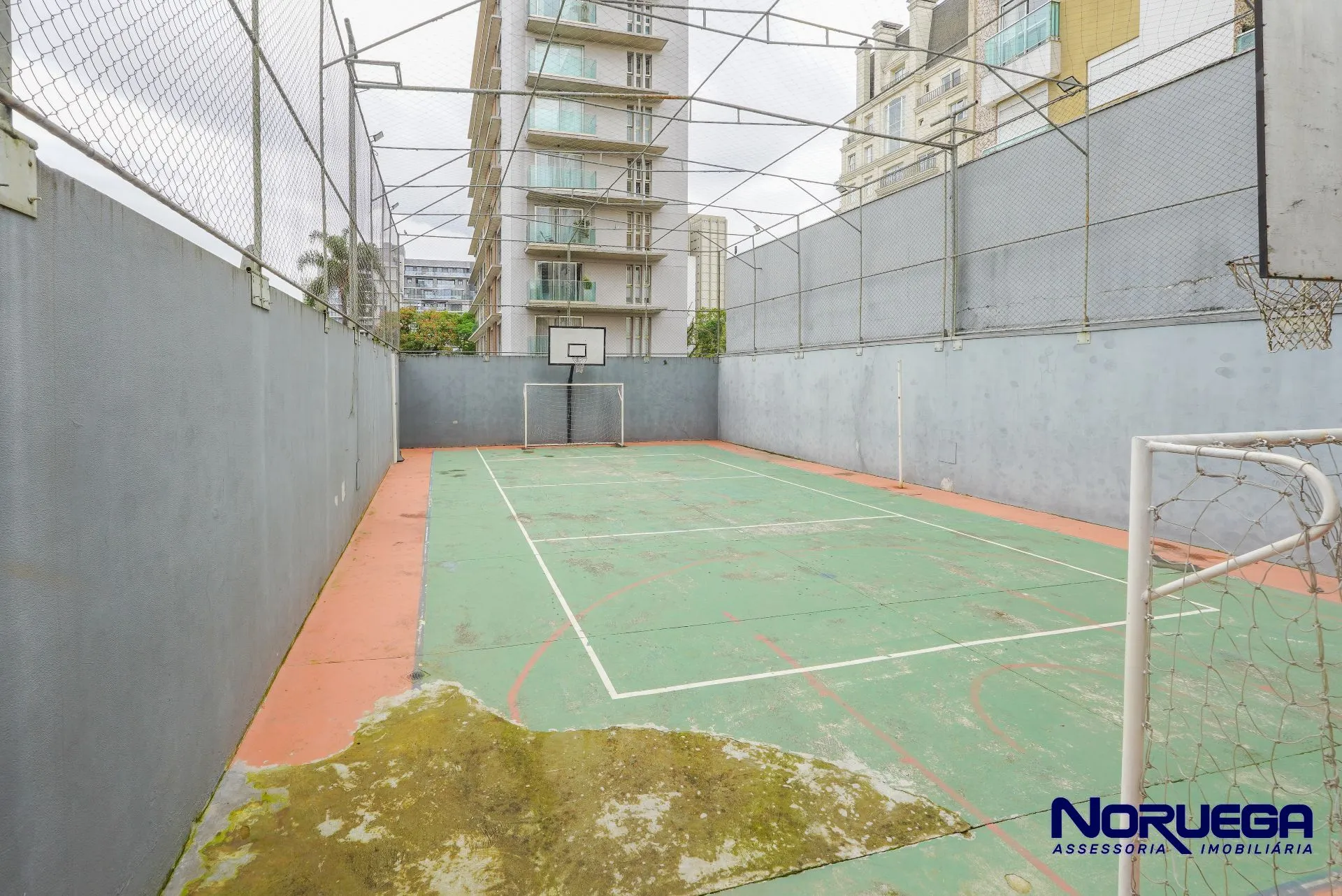 Apartamento de 4 quartos em condomínio com academia — photo 19