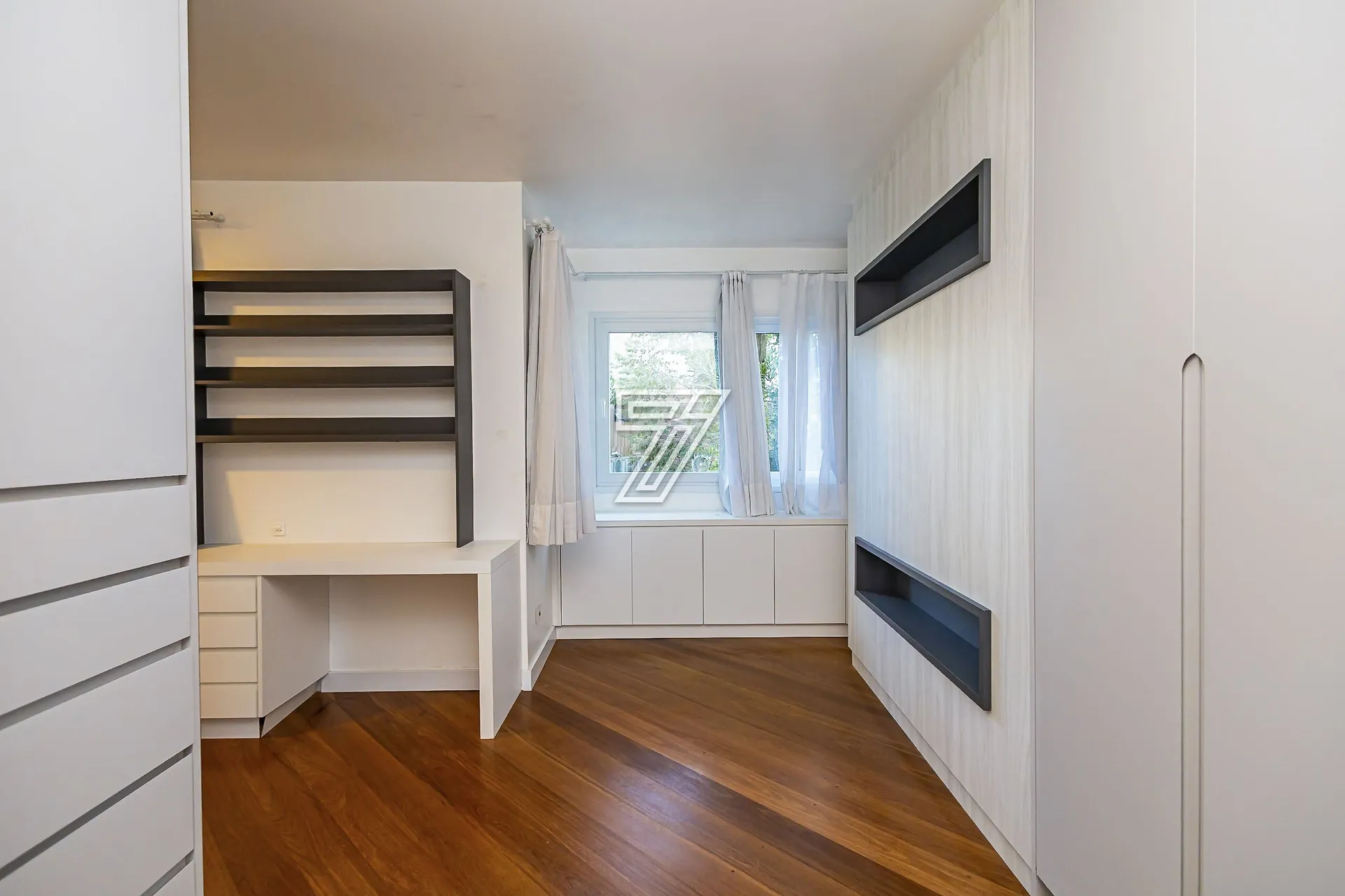 Casa para locação com 4 quartos e 3 suítes — photo 68