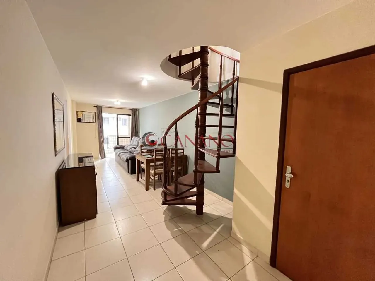Duplex penthouse with 2 bedrooms and 2 bathrooms — photo 15