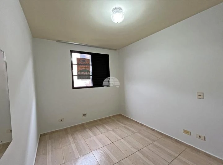Квартира з 3 спальнями та балконом 64 м² — photo 8