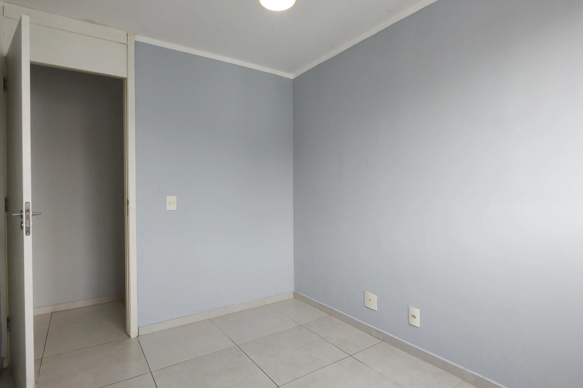 Квартира в оренду з 2 спальнями, 1 ванною та 1 місцем — photo 68