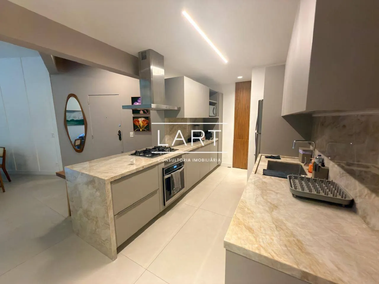 80 m² apartment with a washing machine and a home office — photo 6