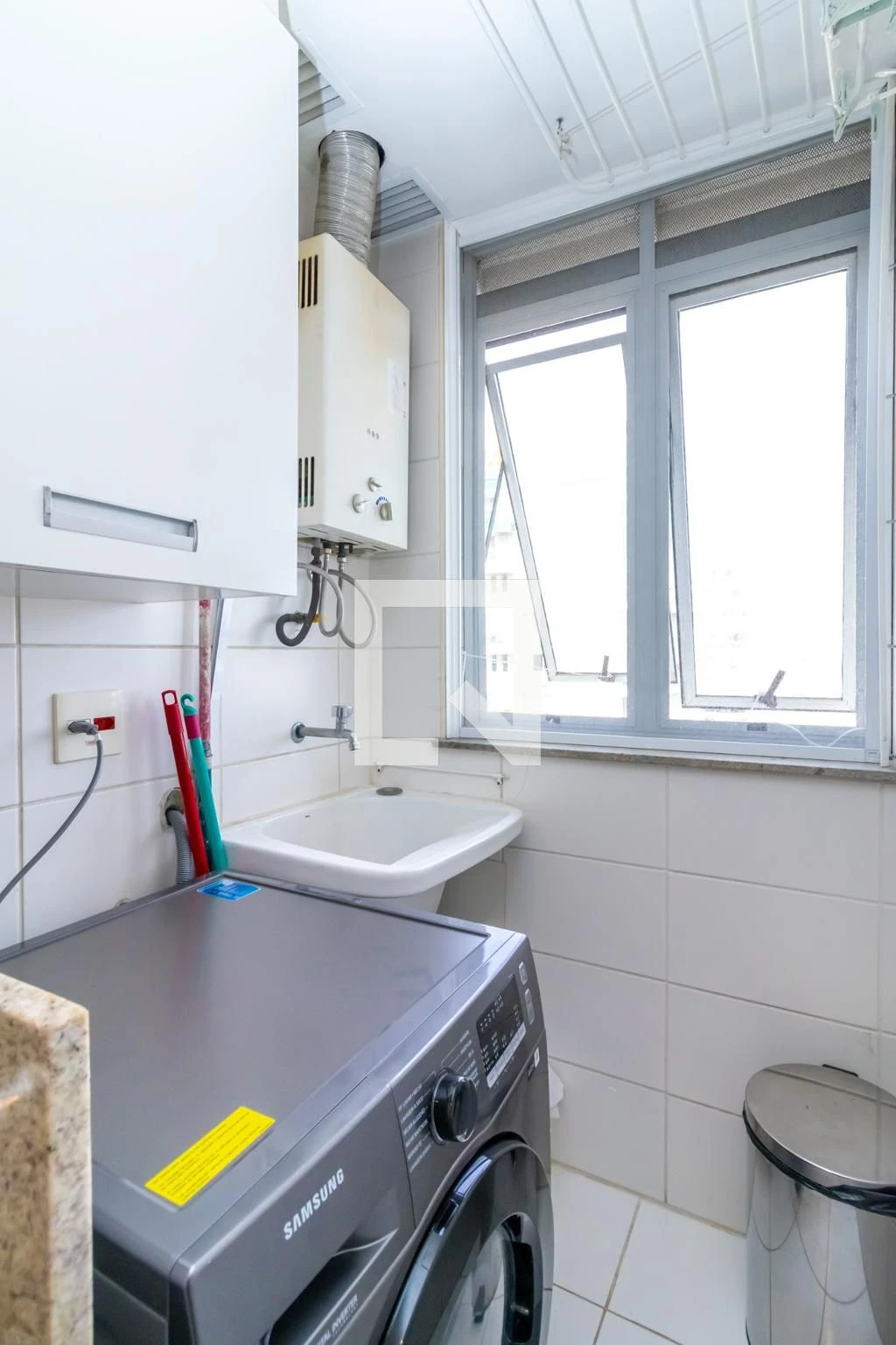 Apartamento mobiliado com 2 quartos, varanda e vaga — photo 40