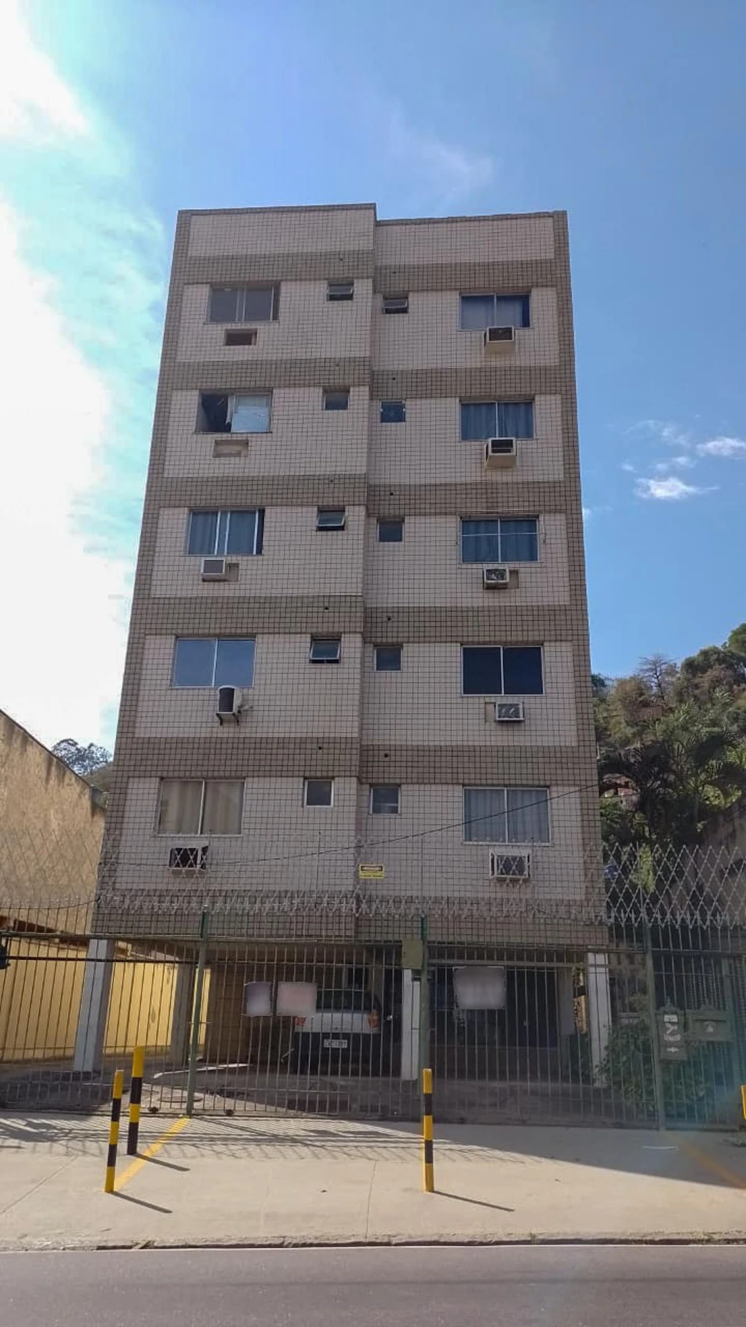 Furnished 2-bedroom apartment with 1 parking space — photo 47