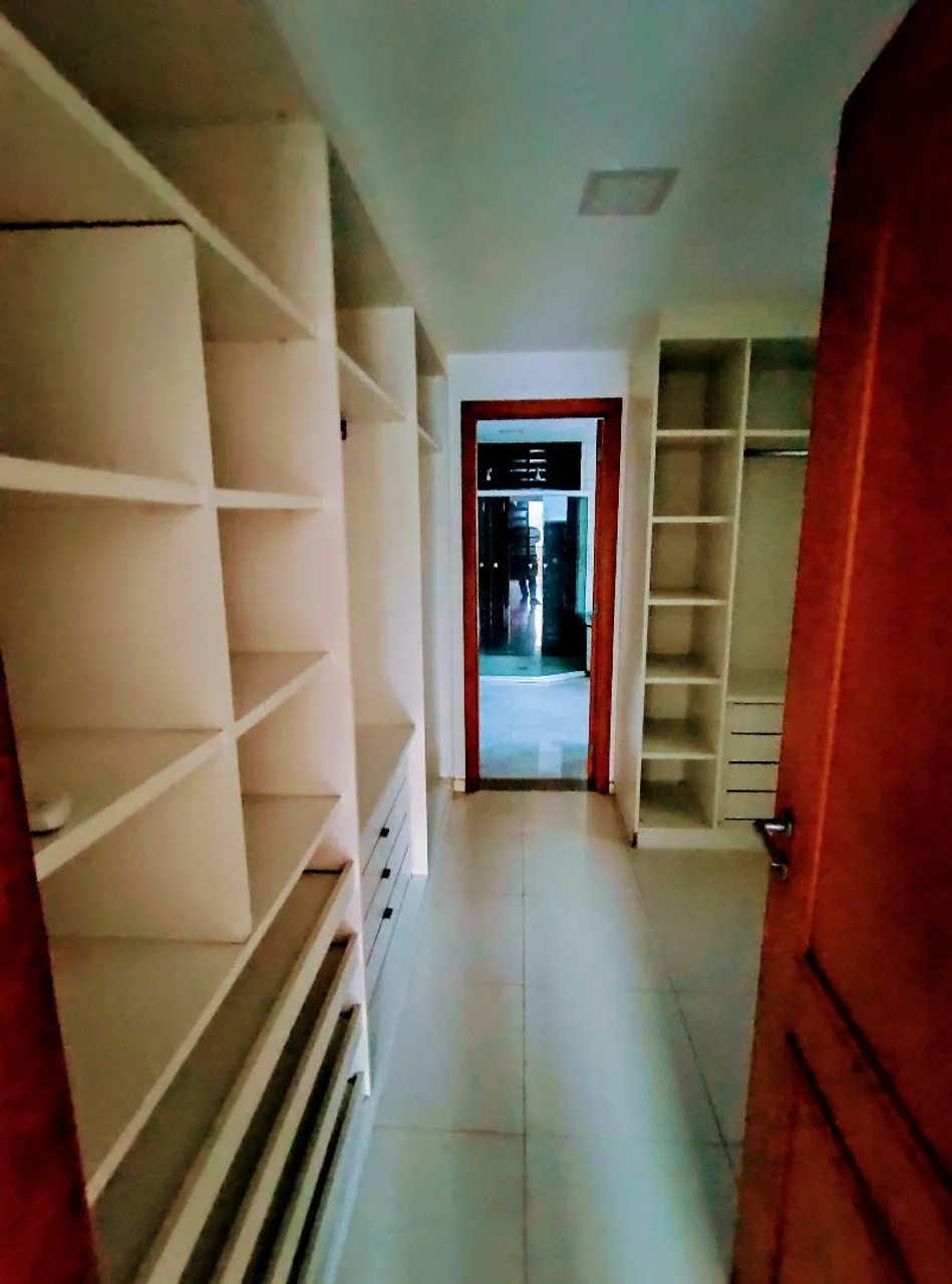 Casa com 5 quartos, 5 banheiros e 5 vagas — photo 12