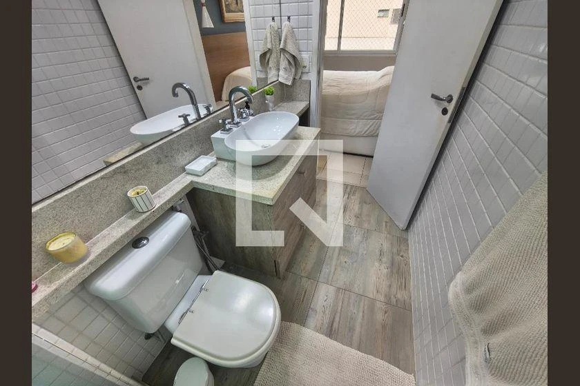 Furnished apartment, 103 m², with a glass-enclosed balcony — photo 39