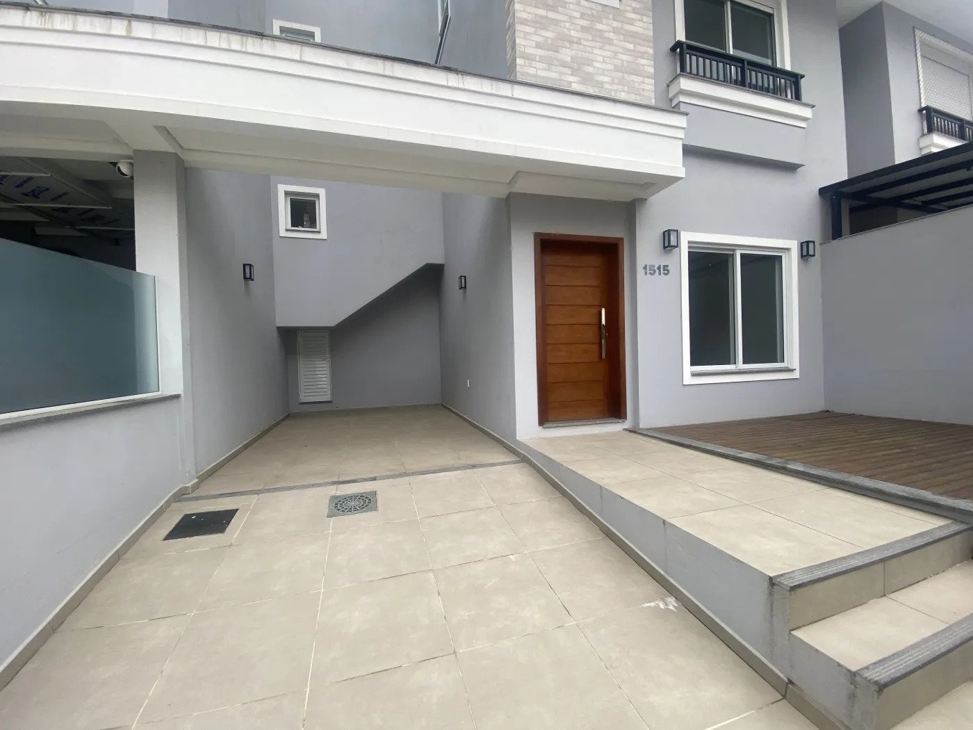 4-bedroom house with a grill on the balcony in Florianópolis — photo 25
