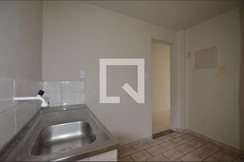 2 quartos e banheira: apartamento de 45 m² — photo 2