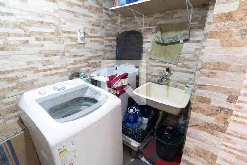 Washing machine in a 2-bedroom house, 70 m² — photo 23