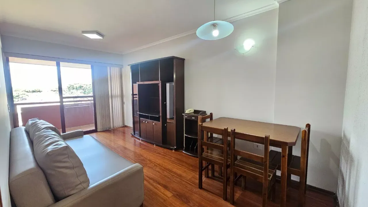 Furnished 2-bedroom apartment with parking and 53 m²