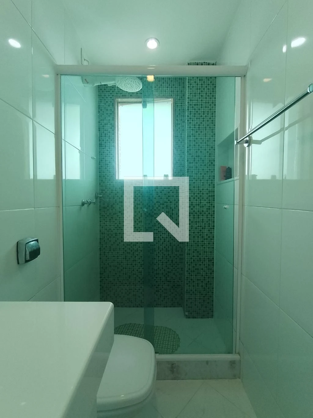 460 m² house with a water view and a private pool — photo 50