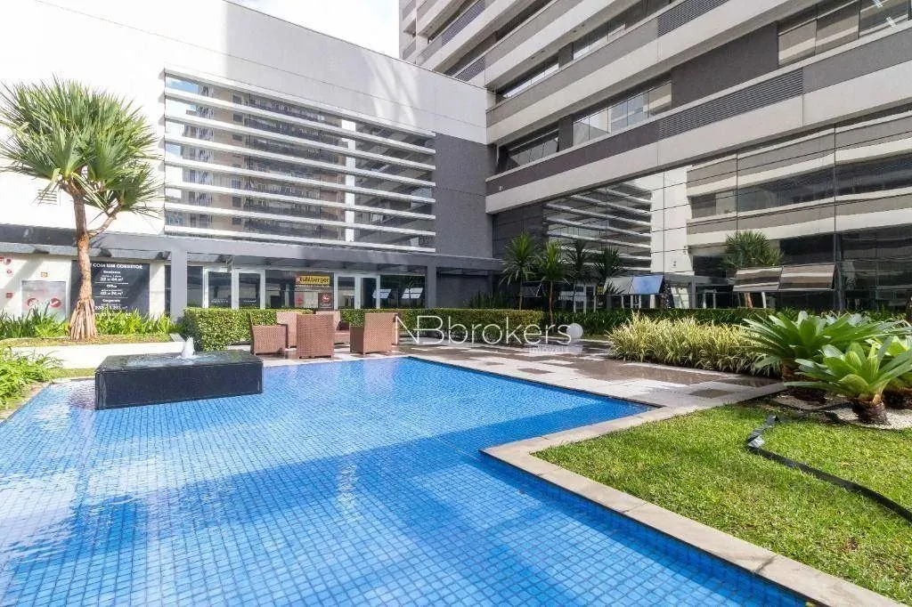 1-bedroom apartment with en-suite and a balcony — photo 18