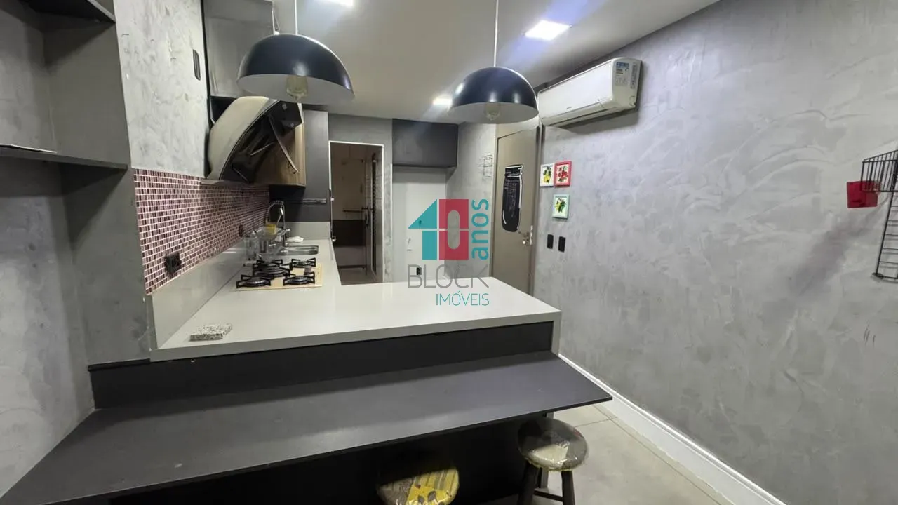 4-bedroom apartment with a home office in Rio de Janeiro — photo 34