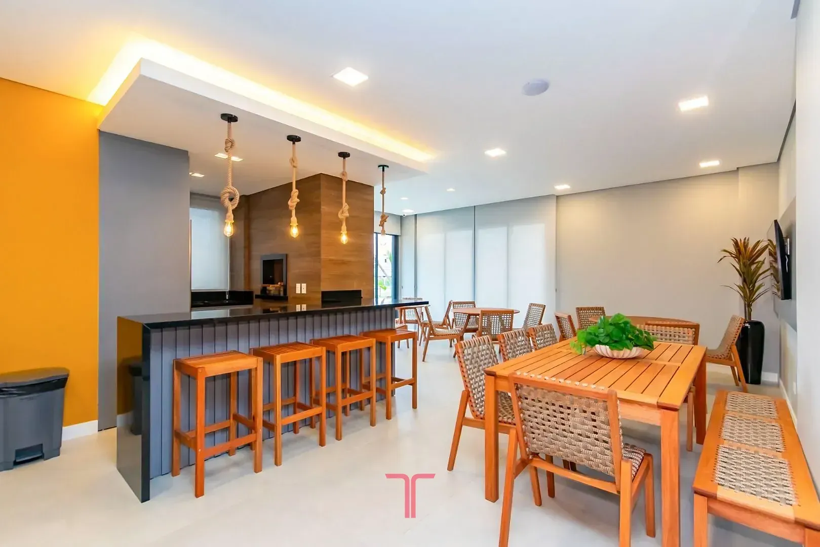 Furnished 45 m² studio with 1 bedroom and 1 bathroom — photo 77