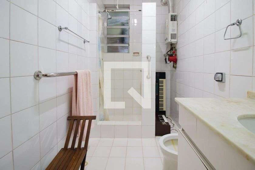 293 m² apartment with 3 bedrooms and private garden — photo 21