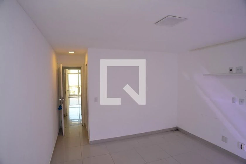 Top-floor rental with 4 bedrooms and 200 m² — photo 13