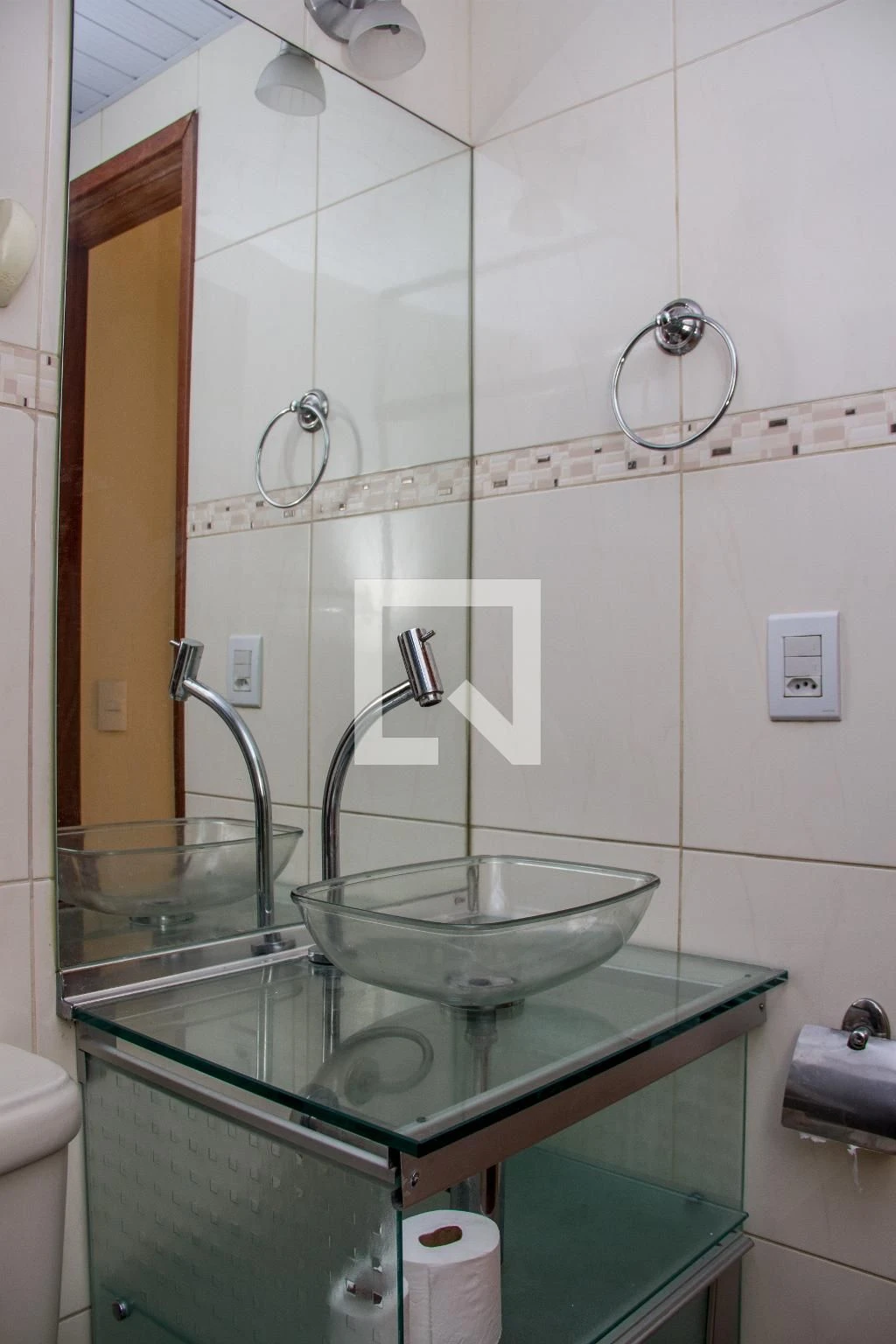 Unfurnished 2-bedroom apartment with 2 bathrooms and parking — photo 12