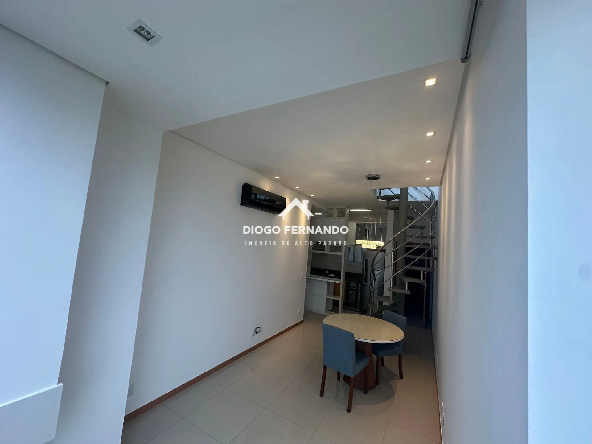 2-bedroom apartment with a glass-enclosed balcony — photo 23