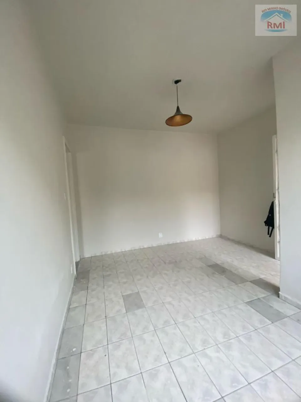 House to rent with 2 bedrooms, 1 bathroom and 1 parking spot