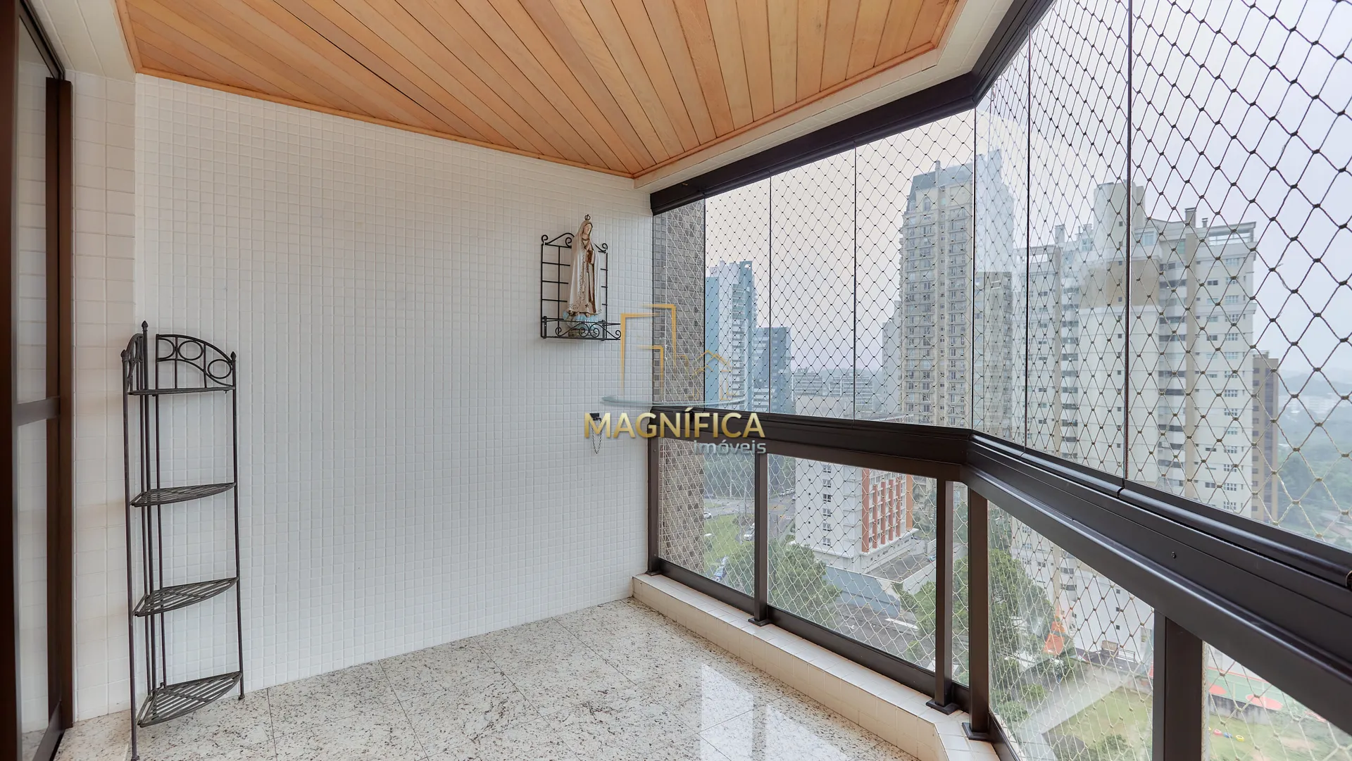 Apartamento de 322 m² con 3 suites y 4 plazas de garaje — photo 13