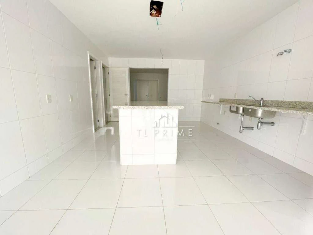 4-suite apartment with 555 m² and 5 parking spaces — photo 2