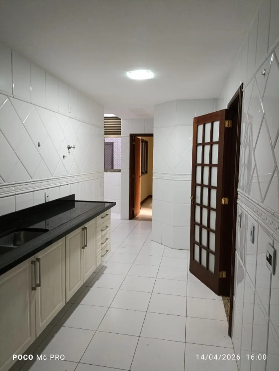 Unfurnished apartment with 3 bedrooms and 3 bathrooms — photo 11