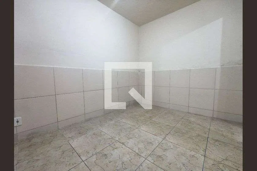 1-bedroom house with a separate, closed kitchen — photo 18