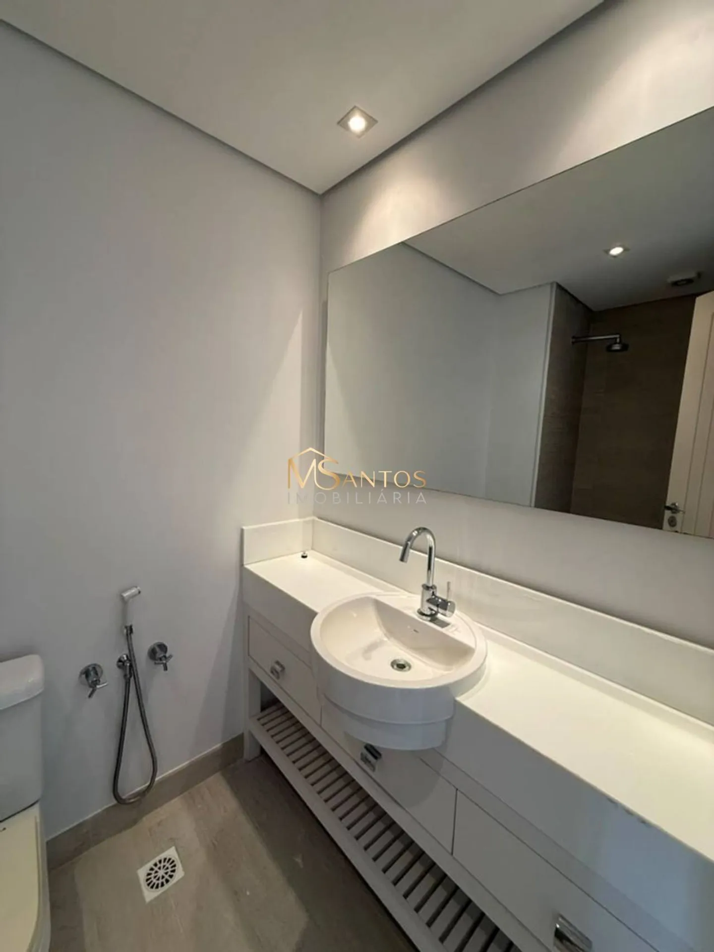 Apartamento mobiliado de 3 quartos em condomínio com piscina — photo 22