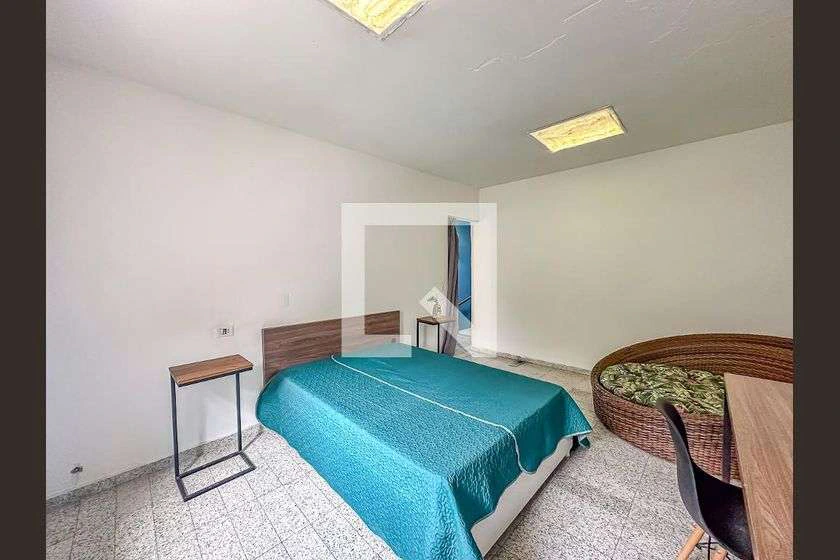 Casa com 4 quartos, jardim privativo e 300 m² — photo 2