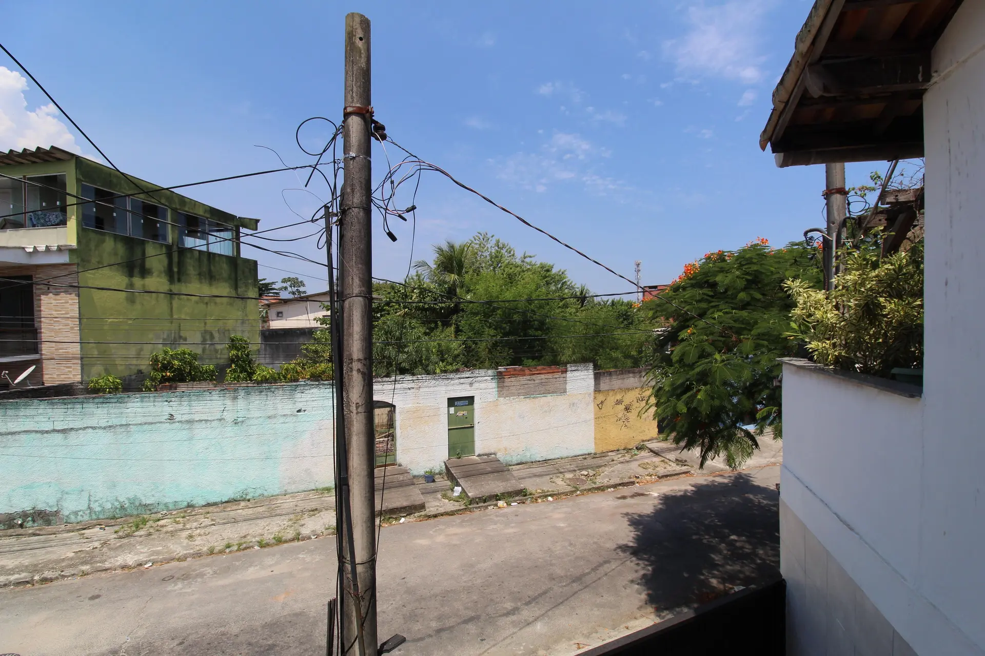 Rental house with 2 bedrooms and a washing machine — photo 28