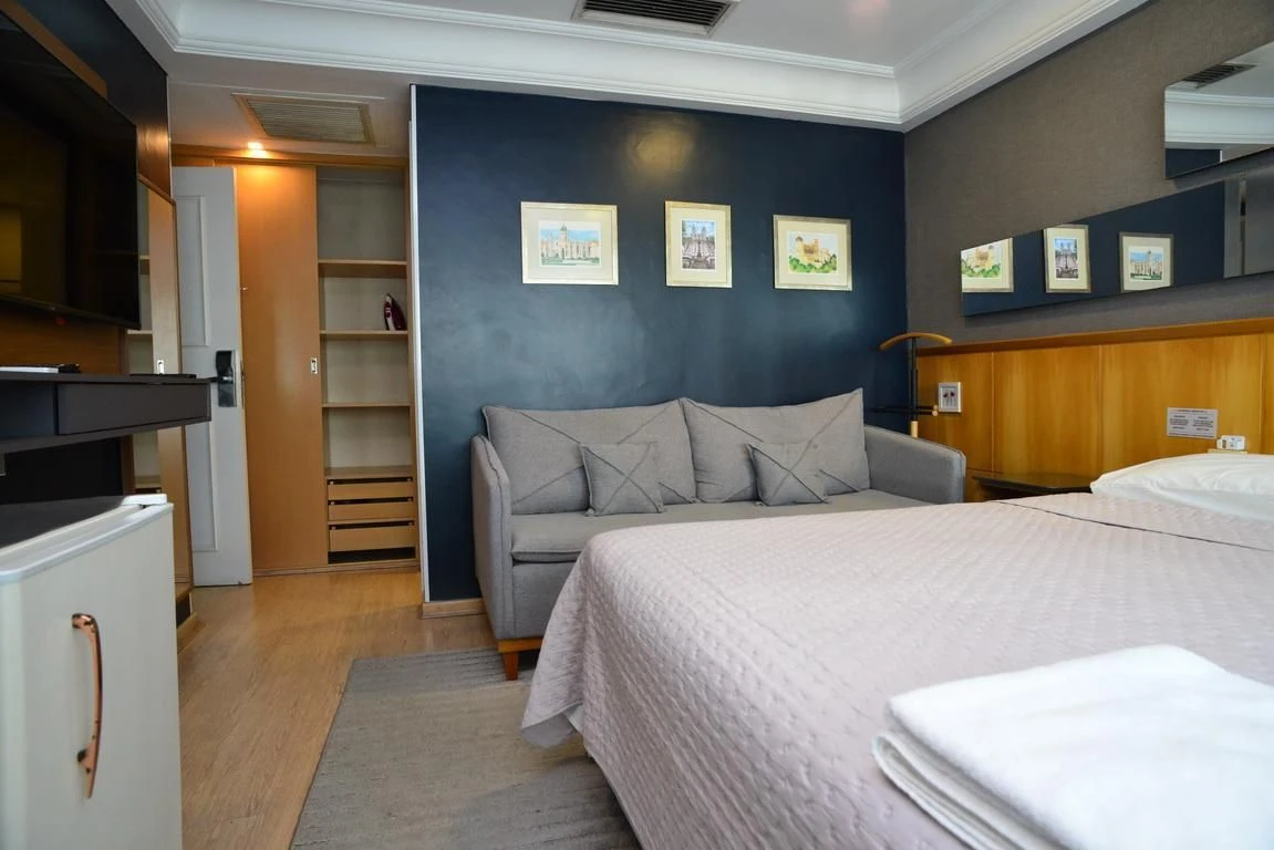 Apartamento de 1 quarto com varanda e box de vidro — photo 11