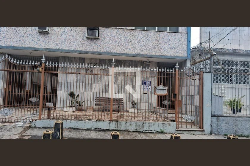 Apartamento amueblado de 80 m² con 2 dormitorios y 1 plaza — photo 24