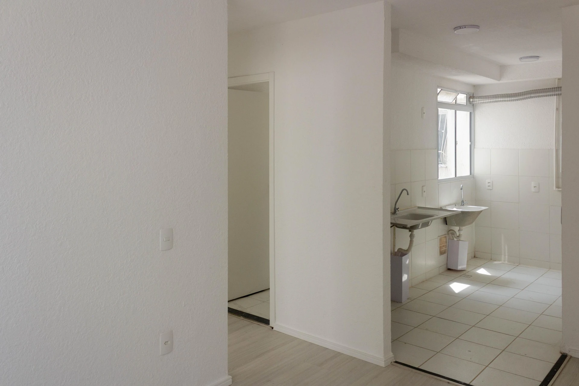 Квартира: 2 спальні, 40 м²