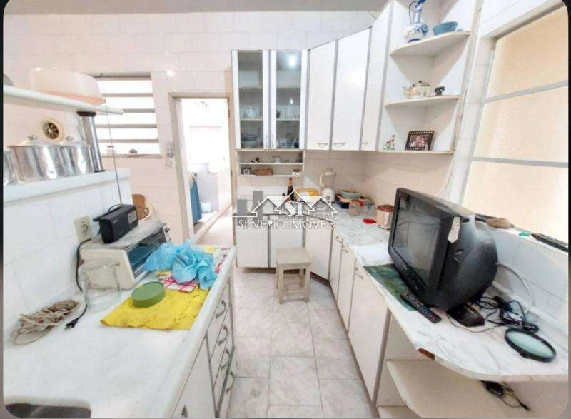Furnished 4-bedroom apartment with 4 bathrooms — photo 20