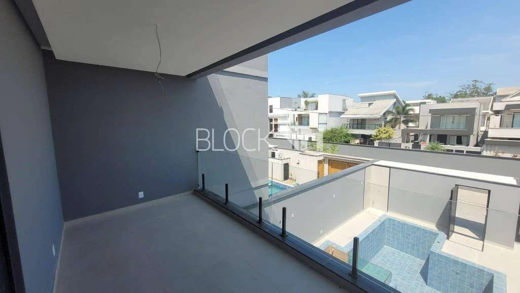 House with 5 en-suite bedrooms and private garden — photo 6